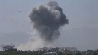 Afganistan'da bomba yüklü araçla saldırı