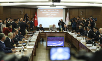 Bakan Selçuk: Asgari ücrette önceliğimiz istihdamı korumak ve artırmak olmalı