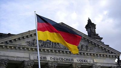 Almanya'da bileşik PMI kasımda 5 ayın en düşük düzeyine geriledi