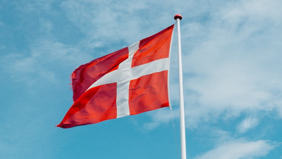 Danimarka'nın Türk Büyükelçiliği önünde Kur'an-ı Kerim'e saldırı
