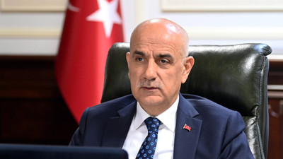 Bakan Kirişci: Cumhurbaşkanımızı ve Türkiye'yi hedef alan eylemleri lanetliyorum