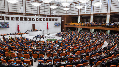 Bakanlar Murat Kurum ve Kemal Memişoğlu yemin edecek; AK Parti'nin vekil sayısı 264'e indi