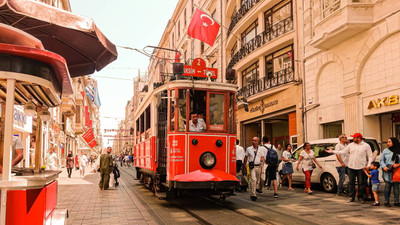 İstanbul'a altı ayda 195 ülkeden 8,5 milyon turist: İlk sırada Ruslar var