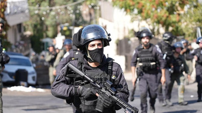 İsrail'de yolsuzluk soruşturması: Bakanlığa polis baskını