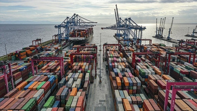 SON DAKİKA: 2024'ün ilk altı ayında ihracat arttı, ithalat daraldı... Açık 42,5 milyar dolar