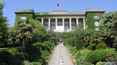 Özel liselerin ücretleri göz korkutuyor! İşte Türkiye'nin en pahalı lisesi