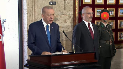 Erdoğan, YAŞ üyeleriyle Anıtkabir'de: Bölgeyi kan deryasına çevirmek isteyenlere fırsat vermeyeceğiz