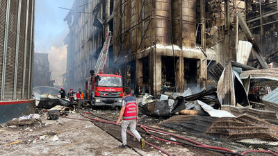 Sakarya'da fabrikada patlama: 1 kişi öldü, 30 işçi yaralandı