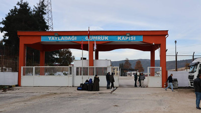 Suriyeliler dönmeye devam ediyor! Hatay'da yeni sınır kapısı açıldı