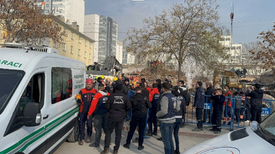 Konya'da 4 katlı bina çöktü: Ölü sayısı yükseldi!