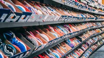 Önce Adidas şimdi New Balance! Ayakkabıda domuz derisi tespit edildi