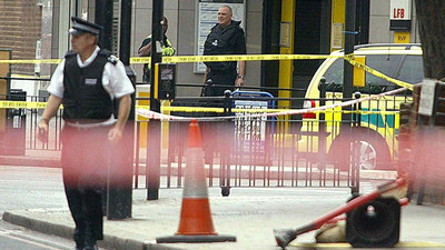 Londra'da 'benzin' şüphelisi gözaltına alındı