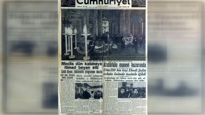 11 Kasım 1938'de gazete manşetleri