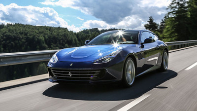 2.3 milyonluk Ferrari Türkiye'de
