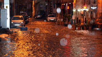 Marmara sağanak yağışa teslim