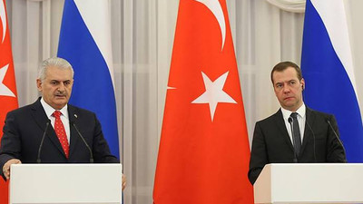 Başbakan Yıldırım'dan Medvedev'e başsağlığı telefonu