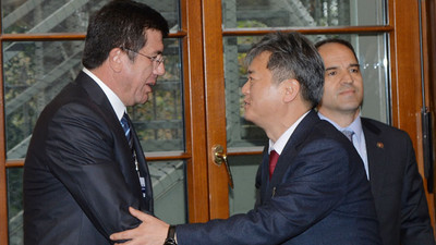 Zeybekci'den Cenevre'de ikili temaslar