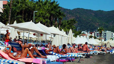 Marmaris'te turistlerin sonbahar keyfi