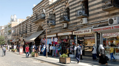İş dünyası umutlu, siyasi kanat temkinli