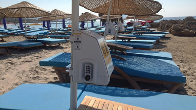 Şemsiyeye kilitli kasa yaptı