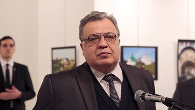Rus Büyükelçi'nin katilinin cenazesi için son gün