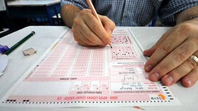 Sınavlara 'referandum' ayarı