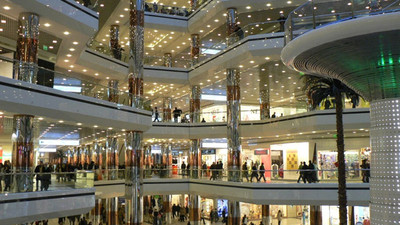Ayakkabı ve çanta tutkusu ciroyu artırdı