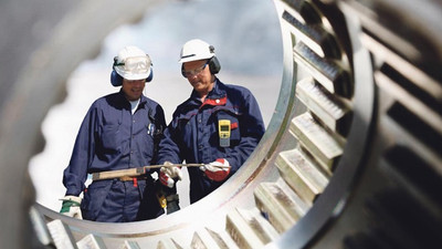 Çin'de imalat PMI 1 yıldır ilk kez daraldı