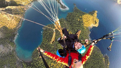 Babadağ'dan paraşütle 35 bin uçuş