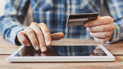 AB'de 10 internet kullanıcısından 7'si e-alışverişi seçti