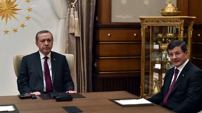 Erdoğan, Davutoğlu ile görüştü