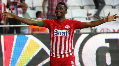 Eto'o başlamadan bitti