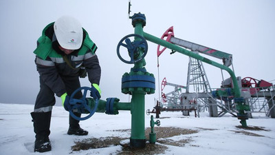 Petrolde hızlı düşüş sürüyor