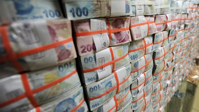 Krediler yüzde 7.6 oranında geriledi