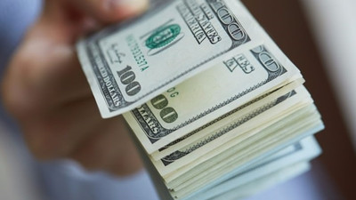 Dolar/TL yılın son haftasına 5.30 seviyesinde başladı