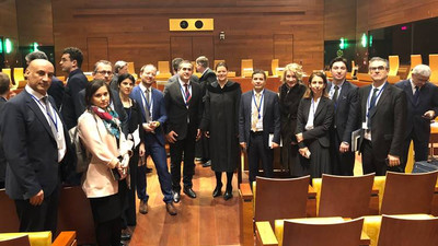 Macar duvarı yıkıldı, sıra Avusturya'da