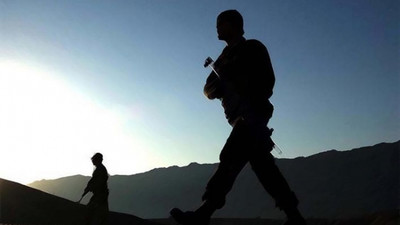 Diyarbakır'da güvenlik güçlerine saldırı