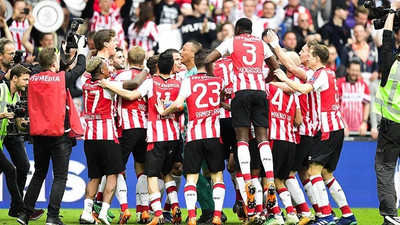 Hollanda'da şampiyon PSV