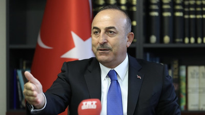 Çavuşoğlu: Yol haritası uygulanırsa, YPG Menbiç'ten çekilecek