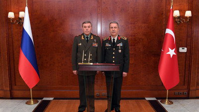 Genelkurmay Başkanı Akar, Rus mevkidaşıyla görüştü