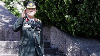 Akar, Amerikalı mevkidaşıyla görüştü