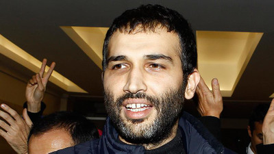 Oyuncu Barış Atay serbest bırakıldı