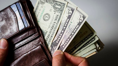 Dolar dalgalı seyrediyor