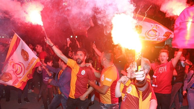 Yurtta şampiyonluk kutlamaları