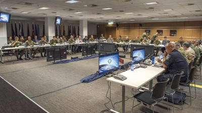 Akar'dan terörle mücadelede iş birliği mesajı