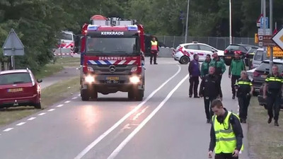Hollanda'da araç kalabalığa daldı: 1 ölü, 3 yaralı