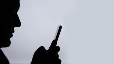 Akıllı telefon sektörü orta sınıfa sıkıştı