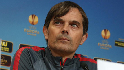Fenerbahçe yarın Cocu ile imzalıyor