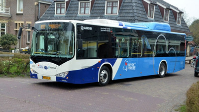 Hollanda'da otobüs şoförleri zam talebiyle greve gitti