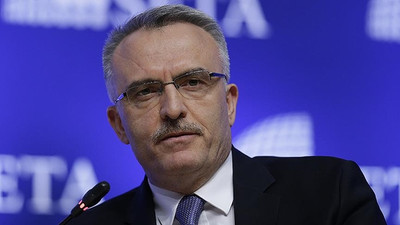 "Güçlü kamu maliyesi ve bankacılık sistemine kararlılıkla devam edeceğiz"